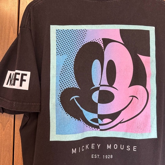 🌟3/$20🌟 Neff x Disney Men's Size Large Mickey Mouse Graphic Black T Shirt - Picture 3 of 6